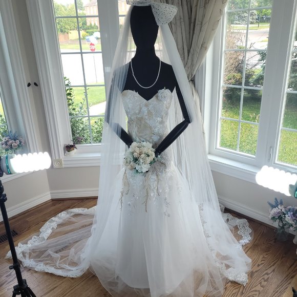 Lace wedding veil - Picture 4 of 9